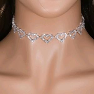 Rhinestone heart decor necklace